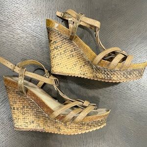 Brown/bronze Corkys wedge